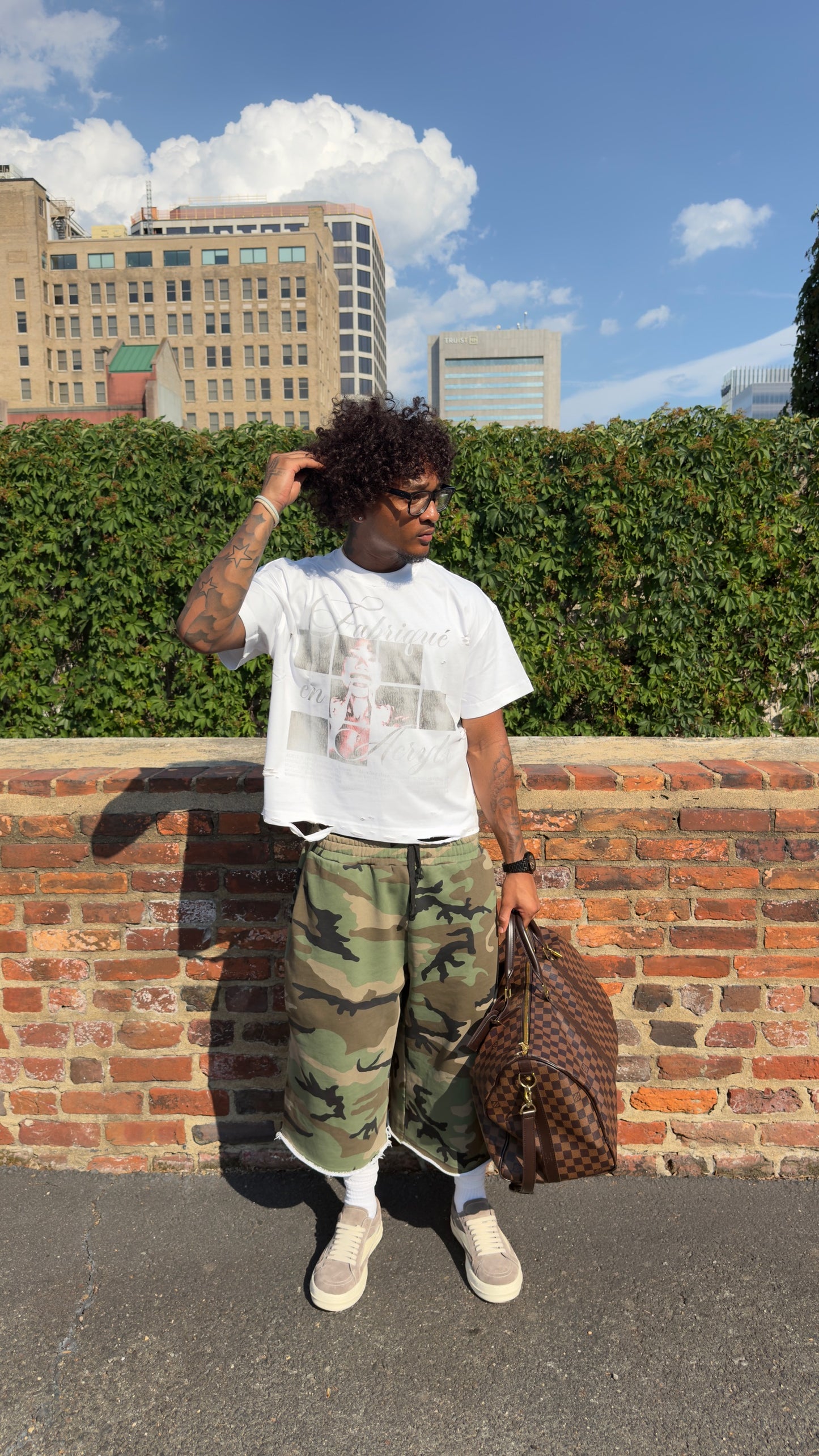 "Made En Acryl'x" Tee